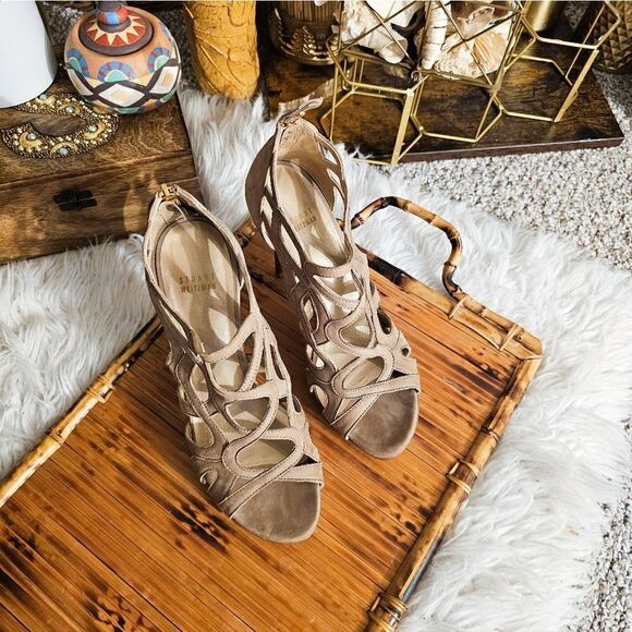 Designer Stuart Weitzman Suede Laser Cutout Detail Party Heels. - Picture 10 of 15